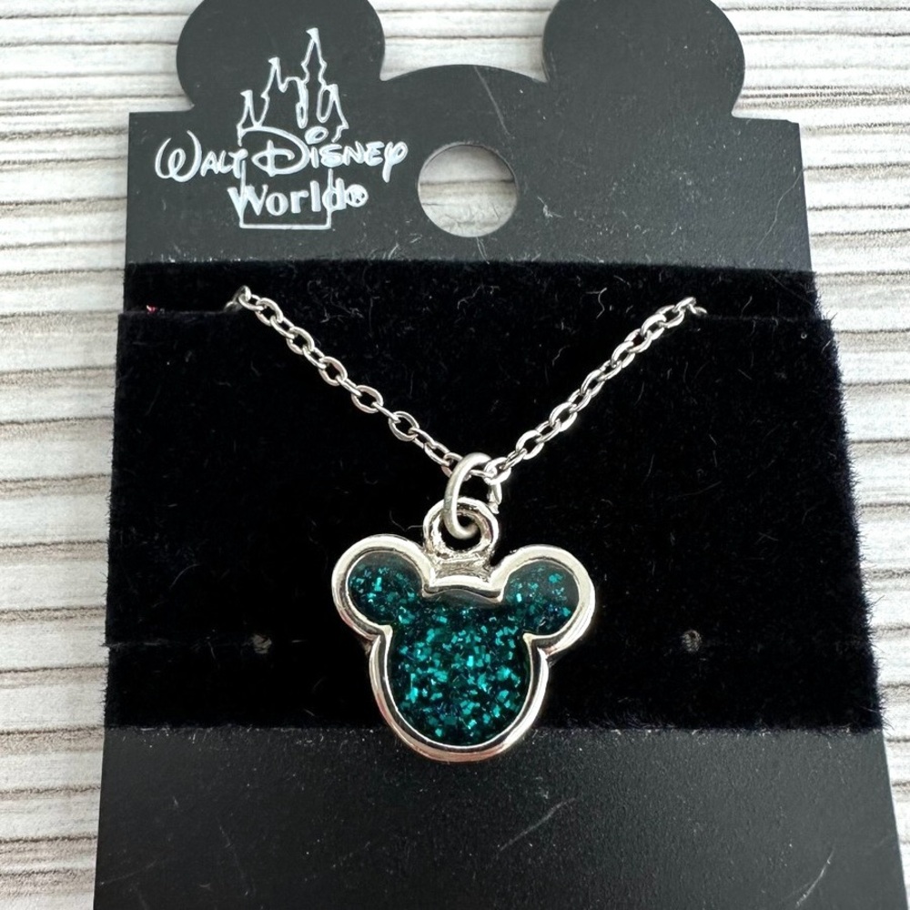 🐭 SALE! Disney Mickey Mouse Silver Necklace with Green glitter Pendant new